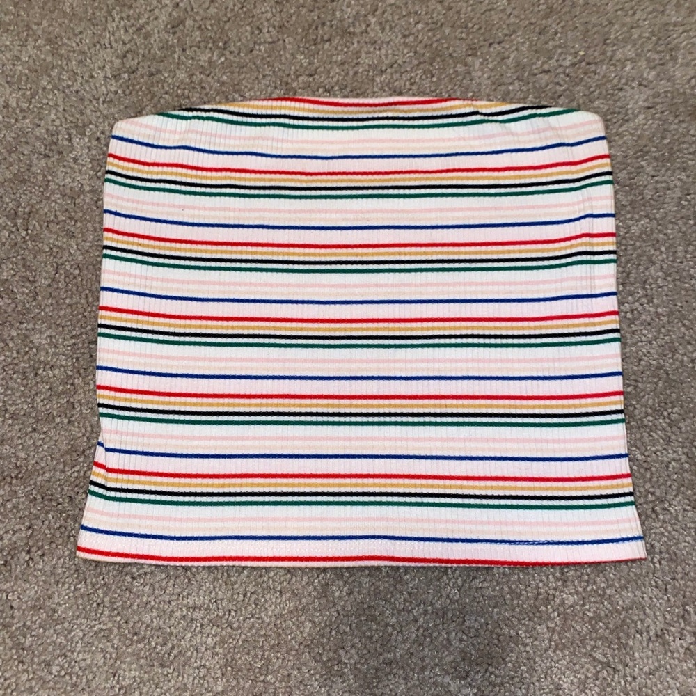 Size small American Eagle rainbow crop top!